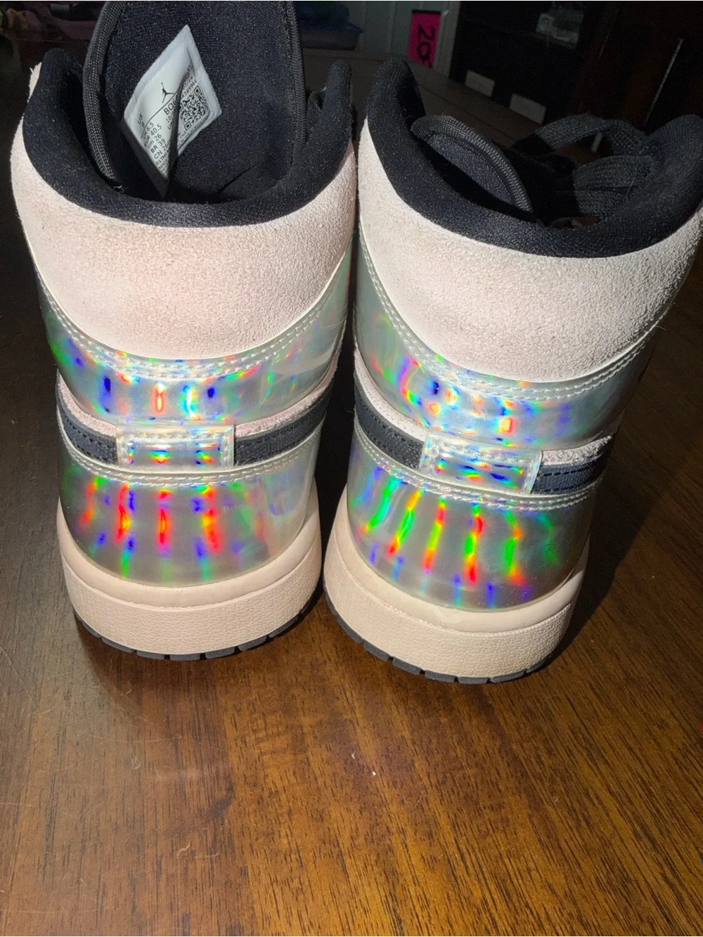 Nike Air Jordan 1 Mid 'Dirty Powder Iridescent'